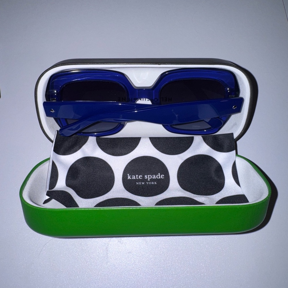 Kate Spade Navy Sunglasses with coordinating case and lens wipe